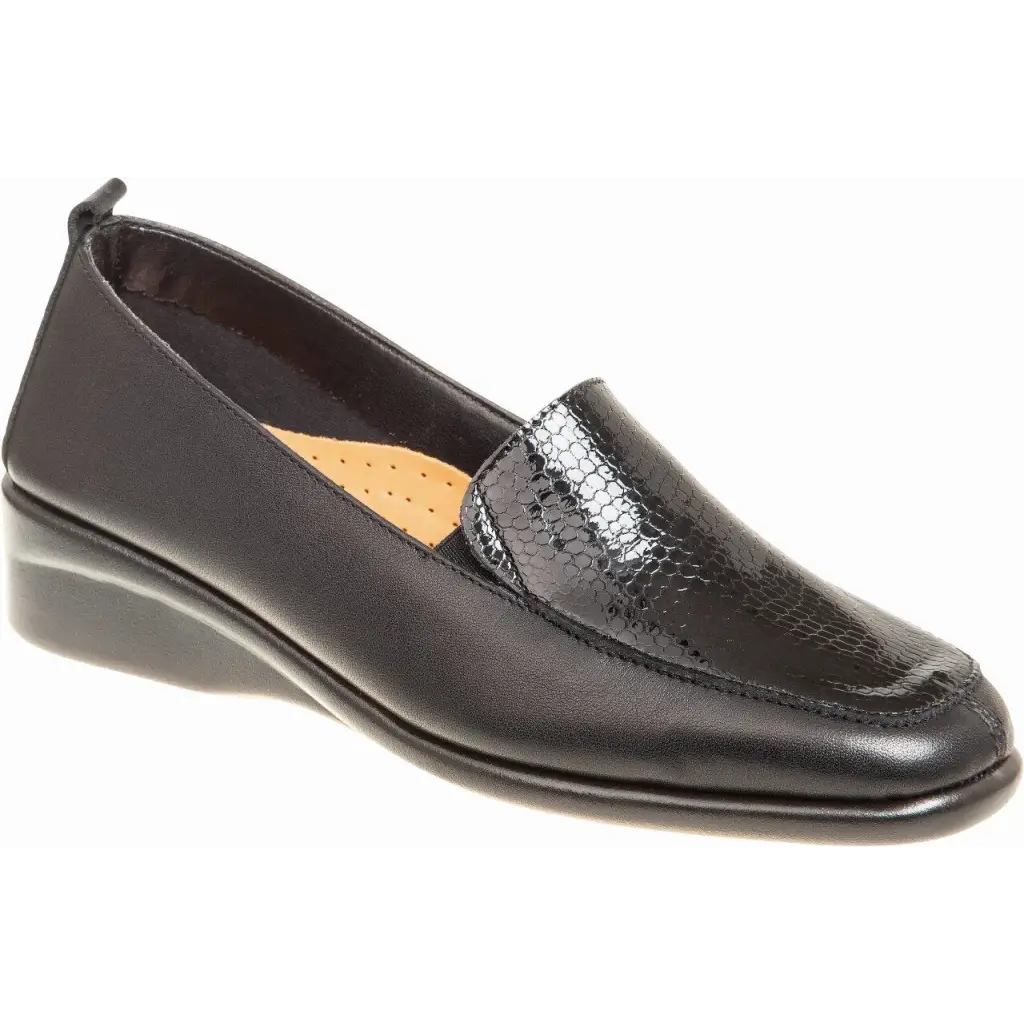 697-23524 Black - LOAFERS - AW23/24 • COMFORT • WOMEN SHOES