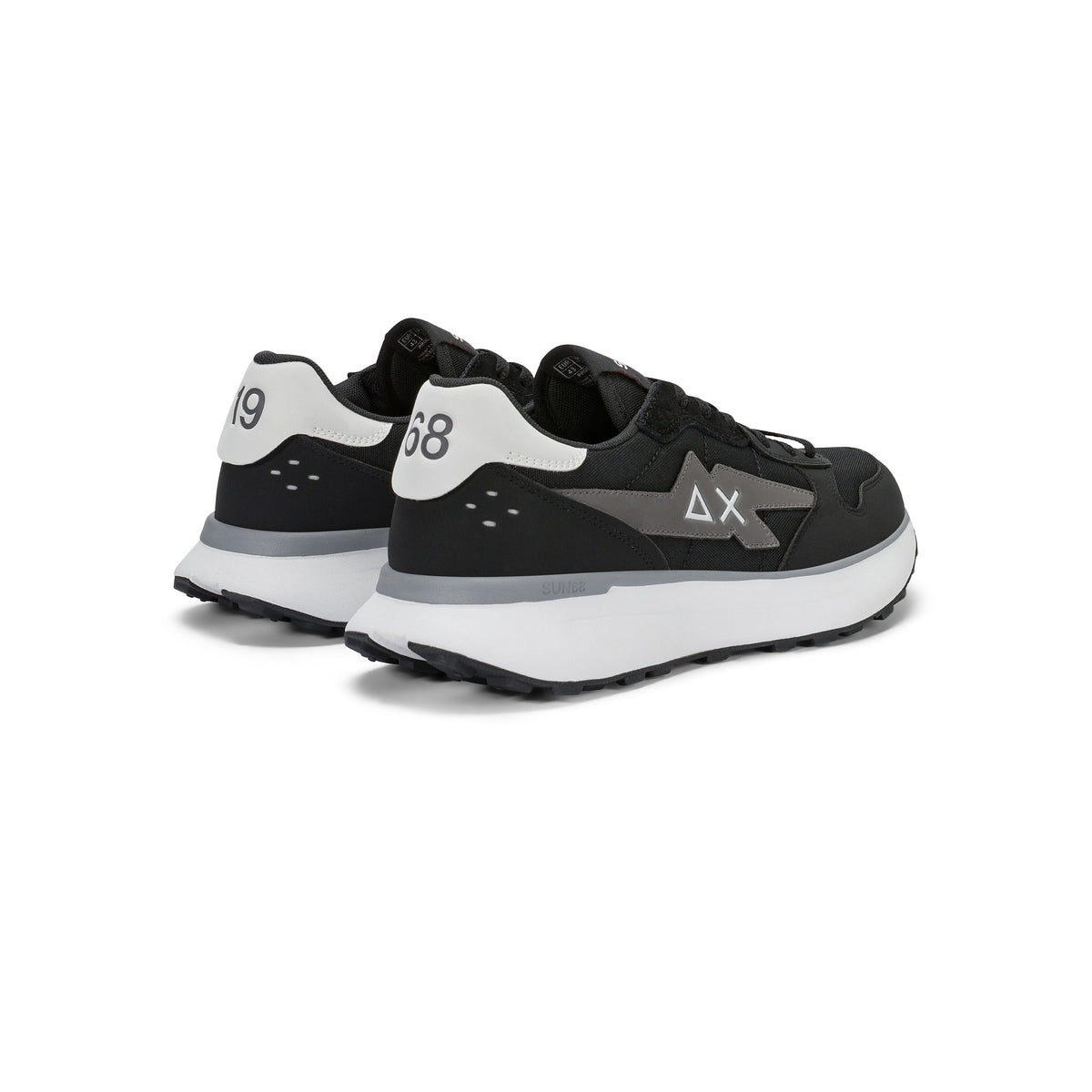 685-26504 black