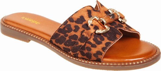 829-26076 Leopard